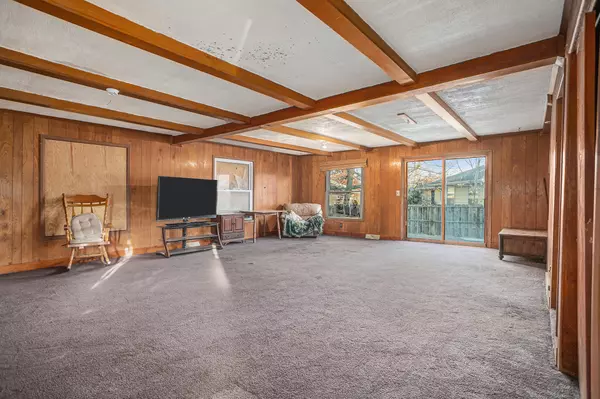 Three Rivers, MI 49093,111 River Drive