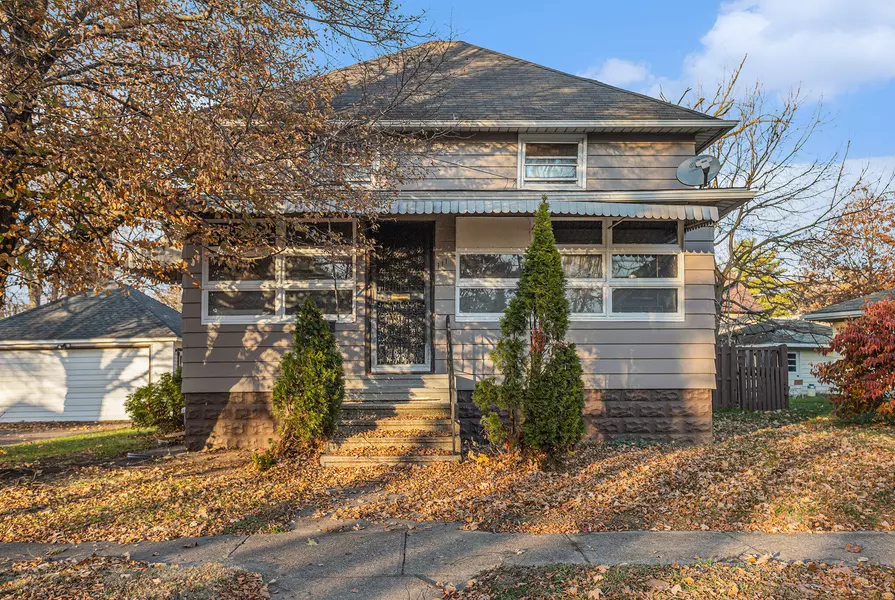 111 River Drive, Three Rivers, MI 49093