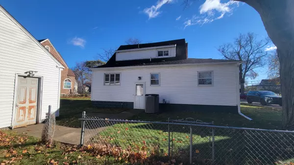 Three Rivers, MI 49093,112 N Lincoln Avenue