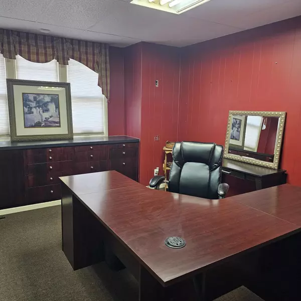 Flint, MI 48502,1024 S Grand Traverse Street