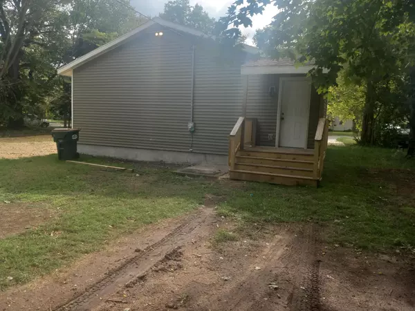 Benton Harbor, MI 49022,377 Parker Avenue