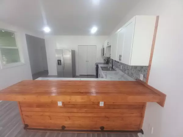 Benton Harbor, MI 49022,377 Parker Avenue