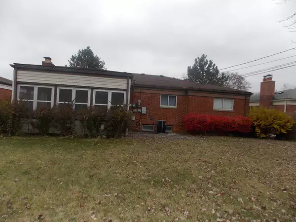 Madison Heights, MI 48071,936 Tanglewood Drive