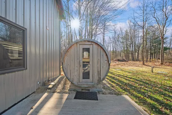 Coloma, MI 49038,78720 County Road 376