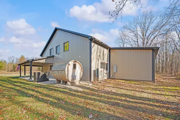 Coloma, MI 49038,78720 County Road 376