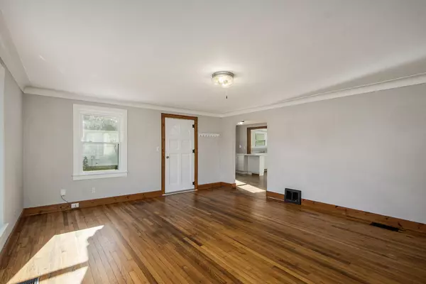 Portage, MI 49024,5824 Mount Vernon Avenue