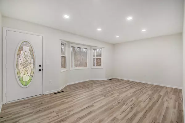 Edwardsburg, MI 49112,17455 Starbrick Road