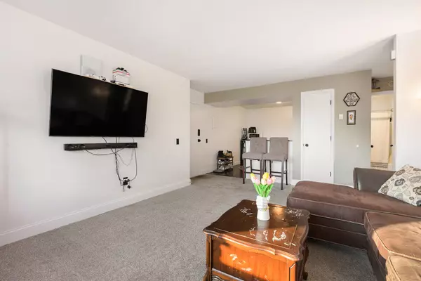 Kalamazoo, MI 49008,722 W Kilgore Road #301