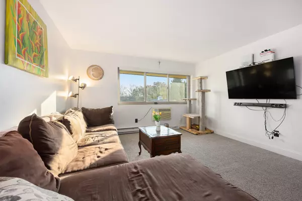 Kalamazoo, MI 49008,722 W Kilgore Road #301