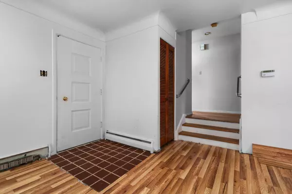 Ann Arbor, MI 48104,2219 Needham Road