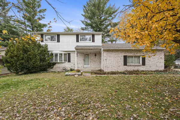 Kentwood, MI 49508,1423 Mapleview SE Street