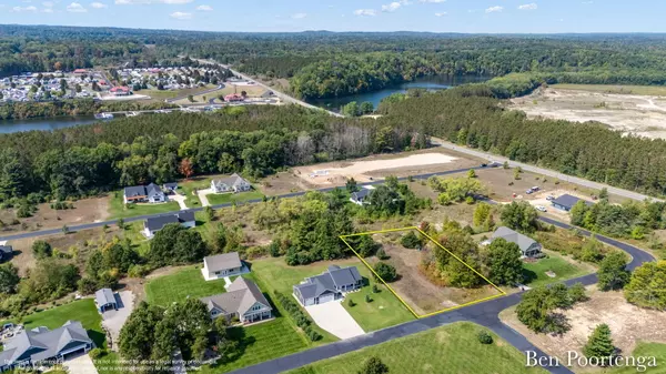 21919 Hilltop Circle, Stanwood, MI 49346