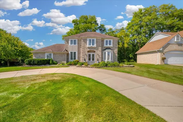 Farmington Hills, MI 48335,22253 Sheffield Court