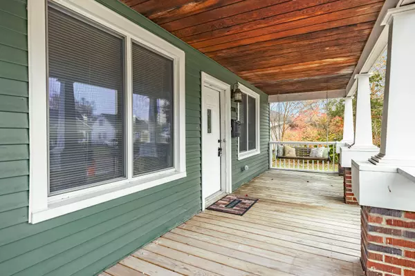 Oak Park, MI 48237,23070 Seneca