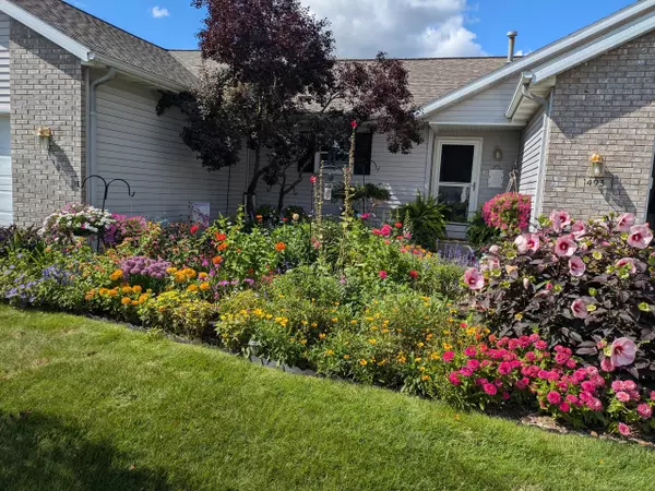 Byron Center, MI 49315,1493 Dexter SW Drive #34