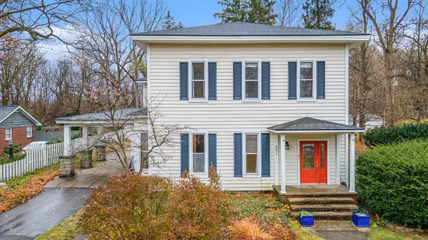 551 W Bridge Street, Plainwell, MI 49080