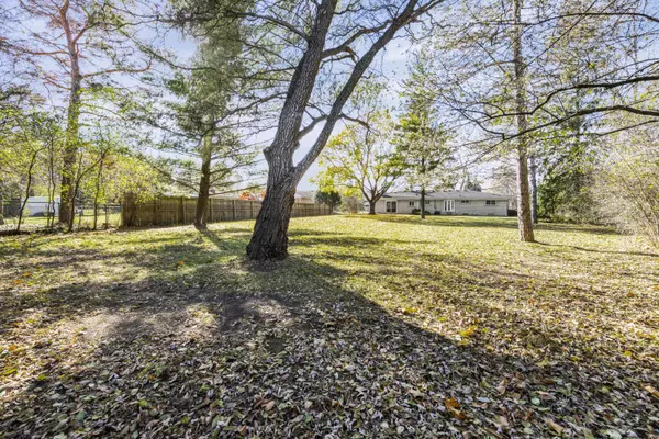 Farmington Hills, MI 48334,29166 Lorikay Street