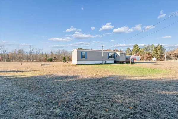 Howard City, MI 49329,20089 W Lake Montcalm Road