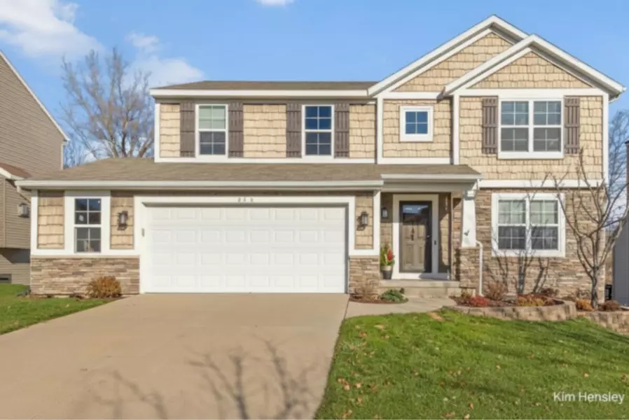 473 Orchard NE Drive, Rockford, MI 49341