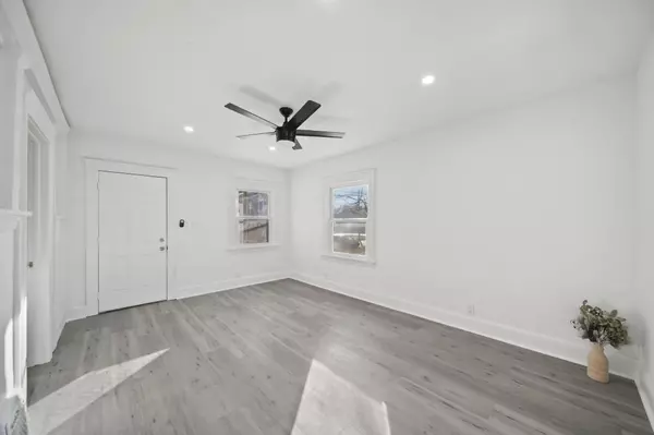 Jackson, MI 49202,208 Bates Street