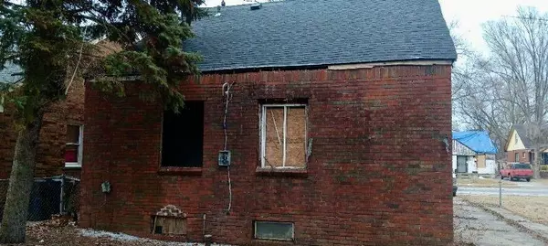 Detroit, MI 48205,18631 Fairport Street