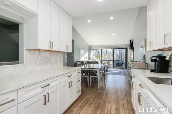 Grand Rapids, MI 49525,3444 Eagle Ridge NE Court #6