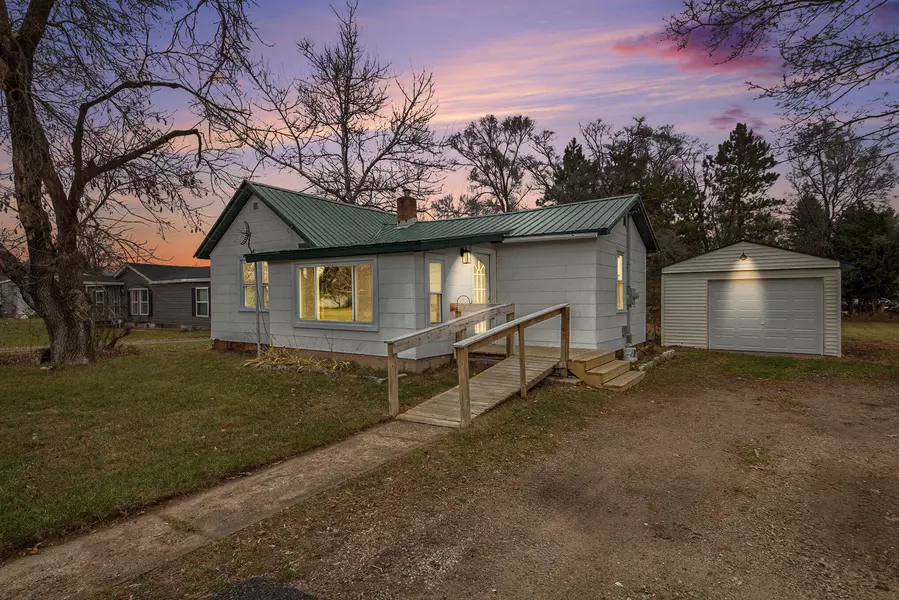 1008 Henderson Street, Big Rapids, MI 49307