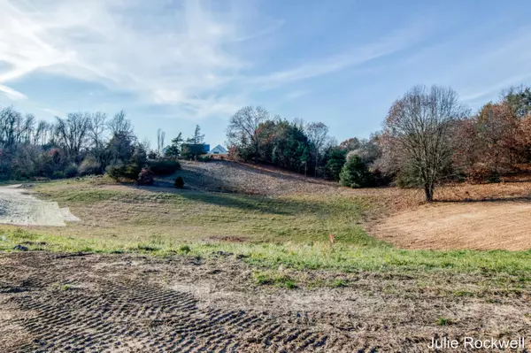 Ada, MI 49301,2825 Terra Nova SE Drive