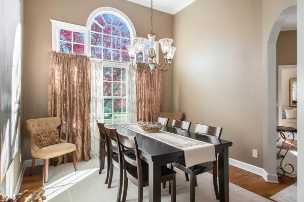 Grand Rapids, MI 49504,1969 Oak Hollow NW Road