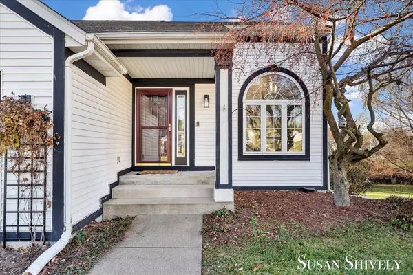 Comstock Park, MI 49321,6903 Lake Bluff NE Drive