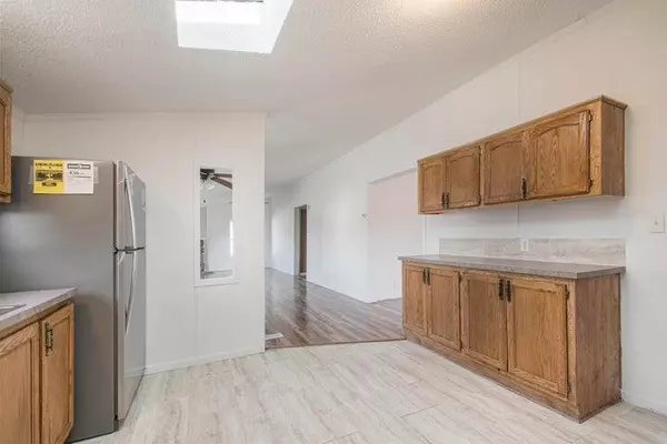 Edwardsburg, MI 49112,69205 Garver Road #17