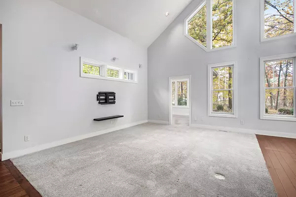 Hamilton, MI 49419,3464 Jeffrey Spur