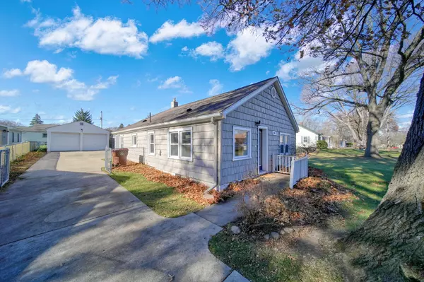 Jackson, MI 49202,884 Bryant Avenue