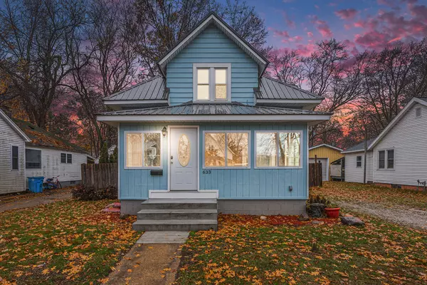 633 S Constantine Street, Three Rivers, MI 49093