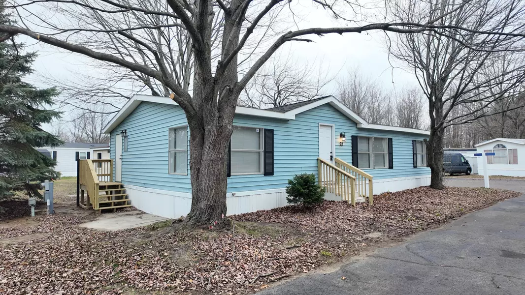 1281 E Pontaluna Road ##28, Norton Shores, MI 49456