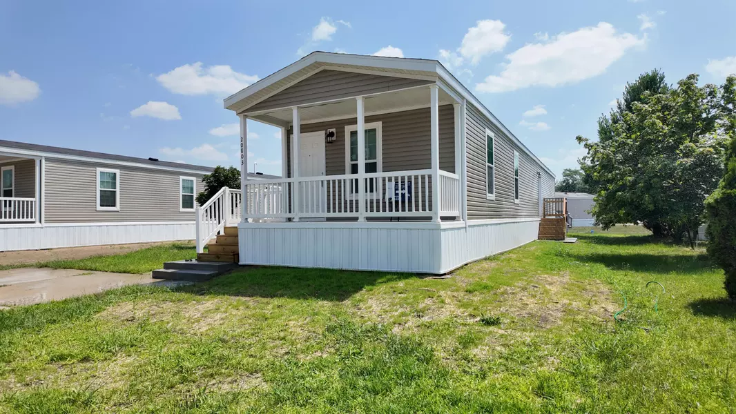 20793 Grandville Road #212, Big Rapids, MI 49307