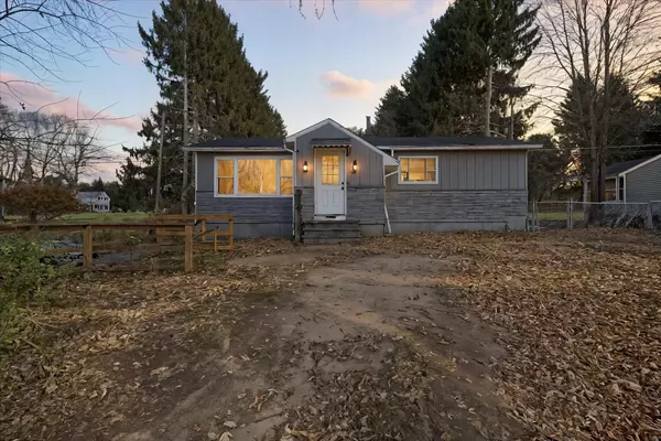 9470 Peck Road, Greenville, MI 48838