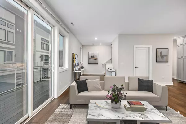 Grand Rapids, MI 49503,631 Fairview NE Avenue #2