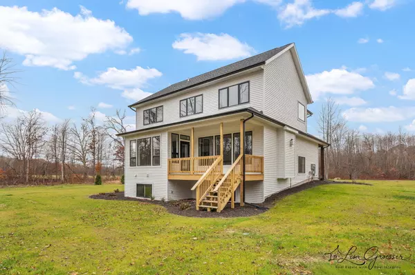 Howard City, MI 49329,10048 Barberry Lane