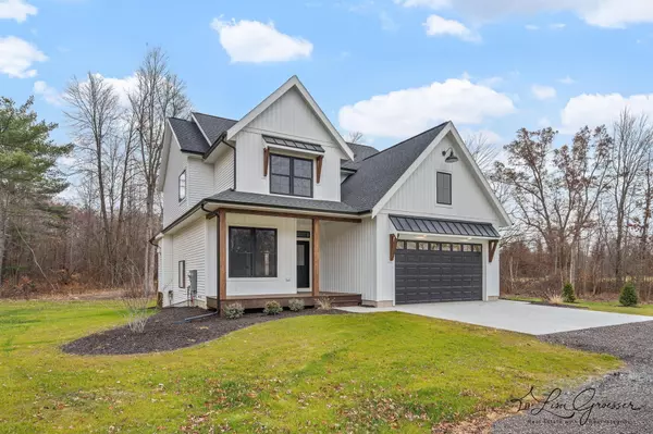 Howard City, MI 49329,10048 Barberry Lane