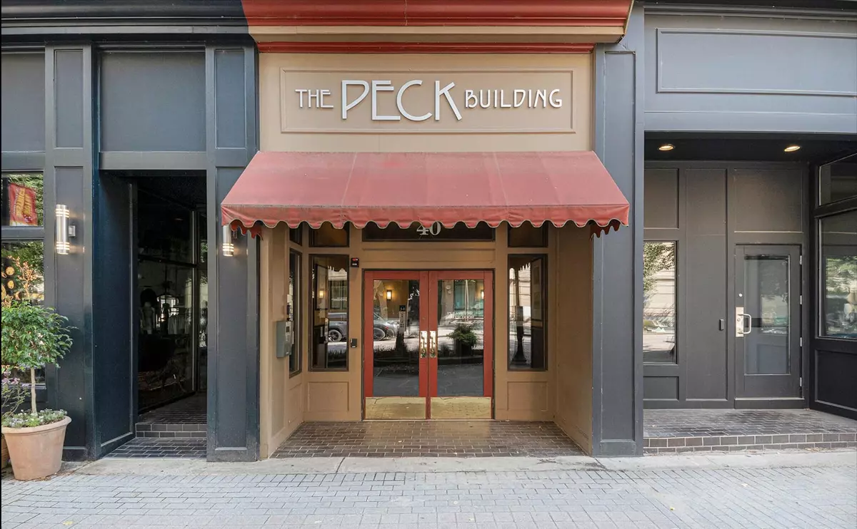 Grand Rapids, MI 49503,40 Monroe Center NW Street #307