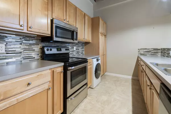 Grand Rapids, MI 49503,40 Monroe Center NW Street #307