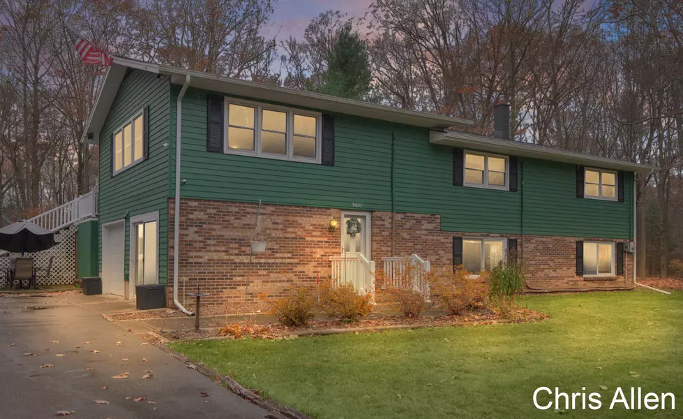 9047 Algoma NE Avenue, Rockford, MI 49341