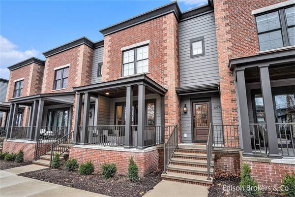 7277 Schoolhouse SE Drive #6, Ada, MI 49301