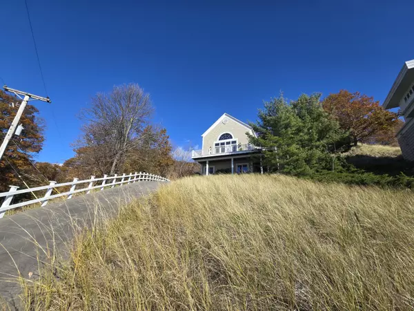 Spring Lake, MI 49456,17778 North Shore Estates Road