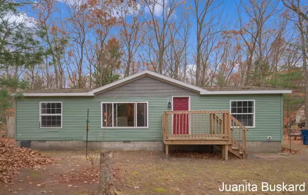 14291 Taft Street, Spring Lake, MI 49456