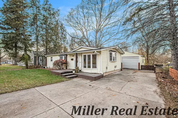 Lowell, MI 49331,926 N Washington Street