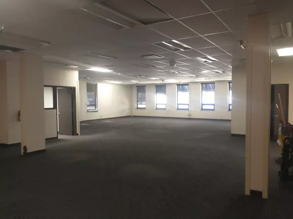 Ann Arbor, MI 48104,1935 S Industrial Highway