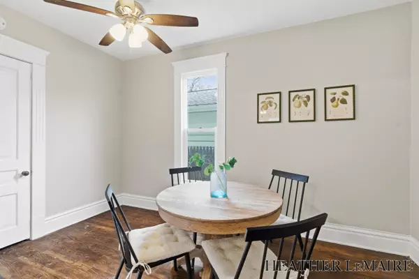 Grand Rapids, MI 49503,821 College NE Avenue