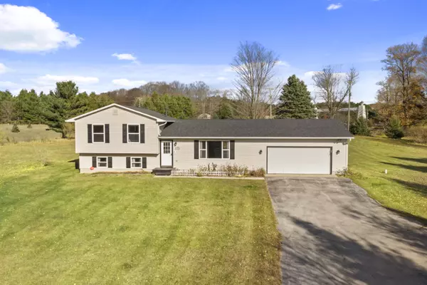 1154 Martin Drive, Frankfort, MI 49635
